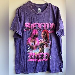 NWOT Legends Apparel Sexxy Red Graphic T-Shirt
